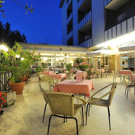 Hotel Miramare Et De La Ville Rimini Dış mekan fotoğraf