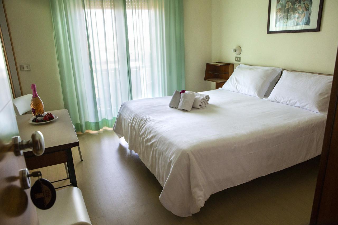 Hotel Miramare Et De La Ville Rimini Dış mekan fotoğraf